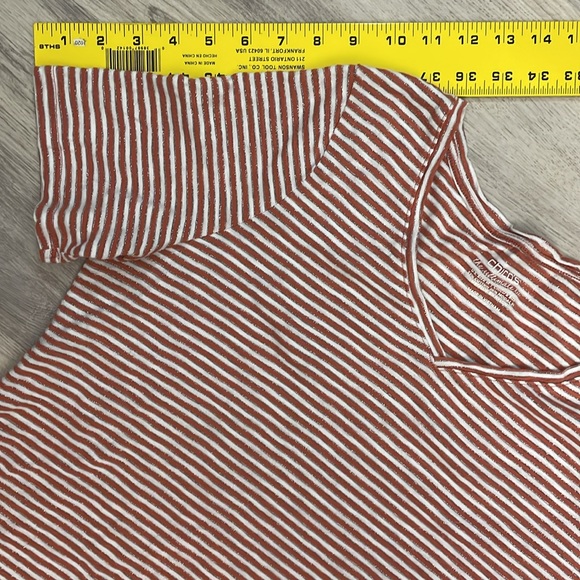 Chico's Melon, White & Shiny Silver Striped Short Sleeve The Ultimate Tee Medium - Picture 11 of 11